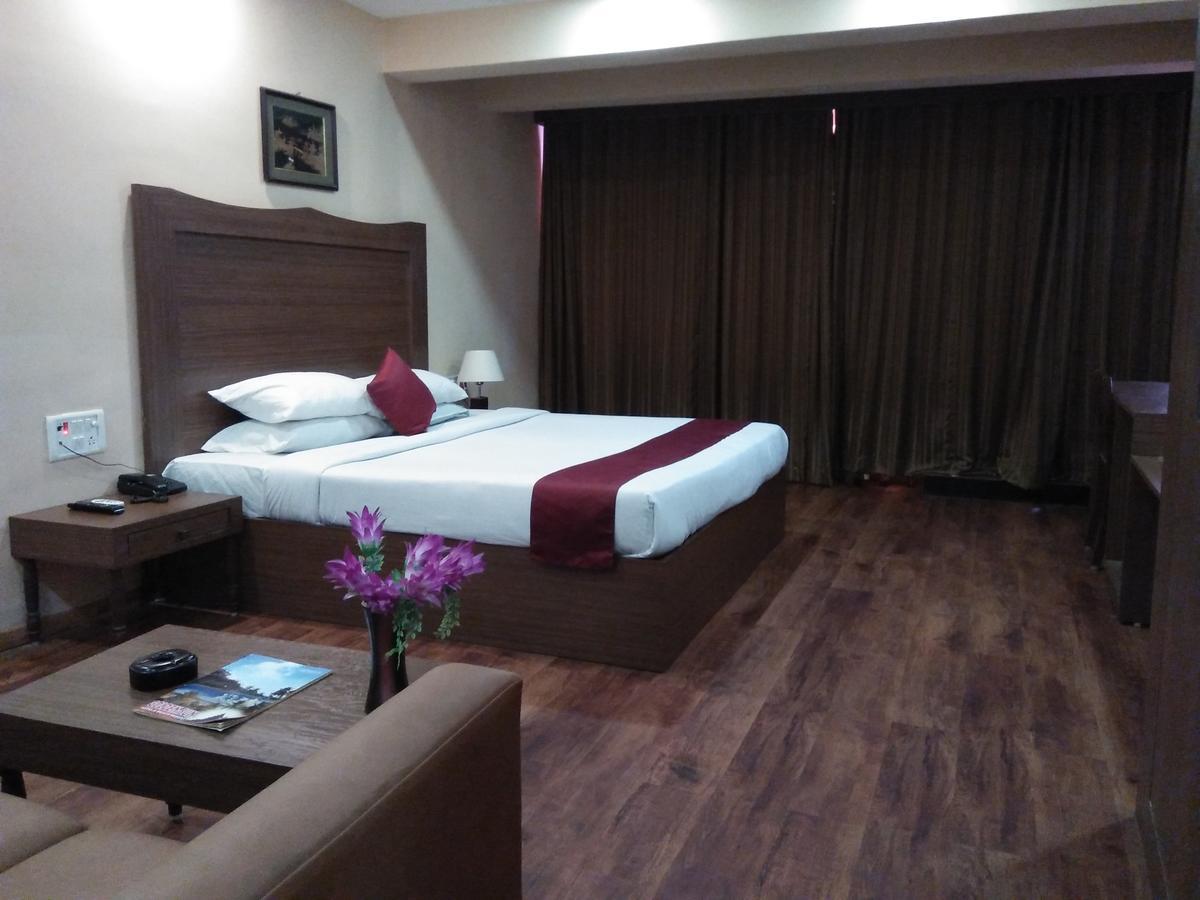 Golden Sun Beach Resort Mahábalipuram Kültér fotó