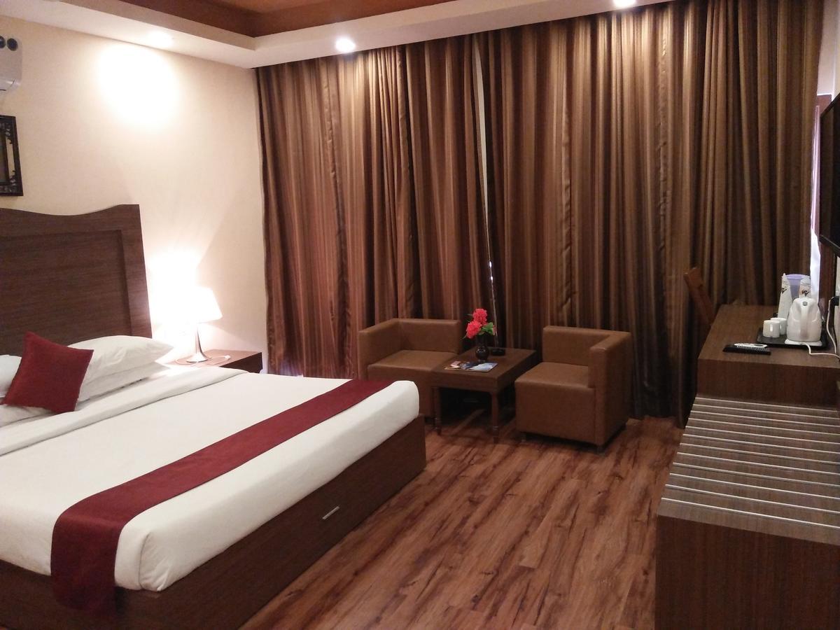 Golden Sun Beach Resort Mahábalipuram Kültér fotó